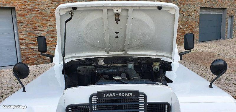 Land Rover LR3 • 1981 • 30,000 km 9