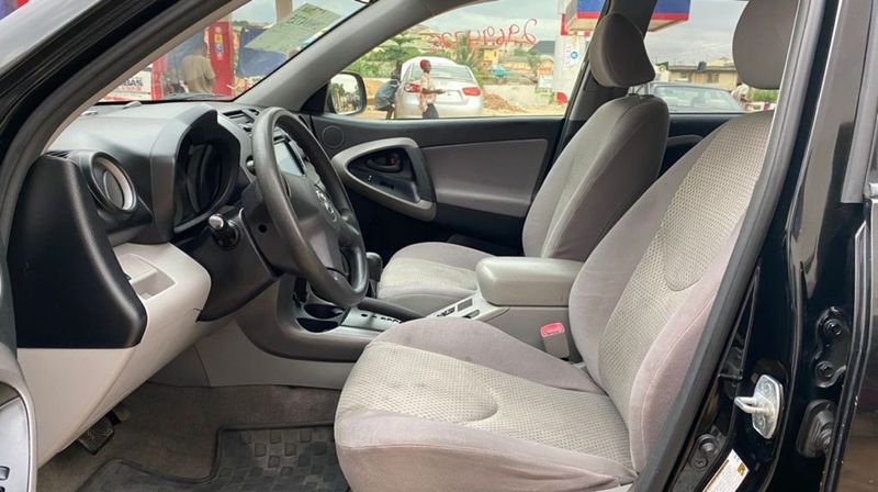 Toyota RAV4 • 2008 • 21 km 2