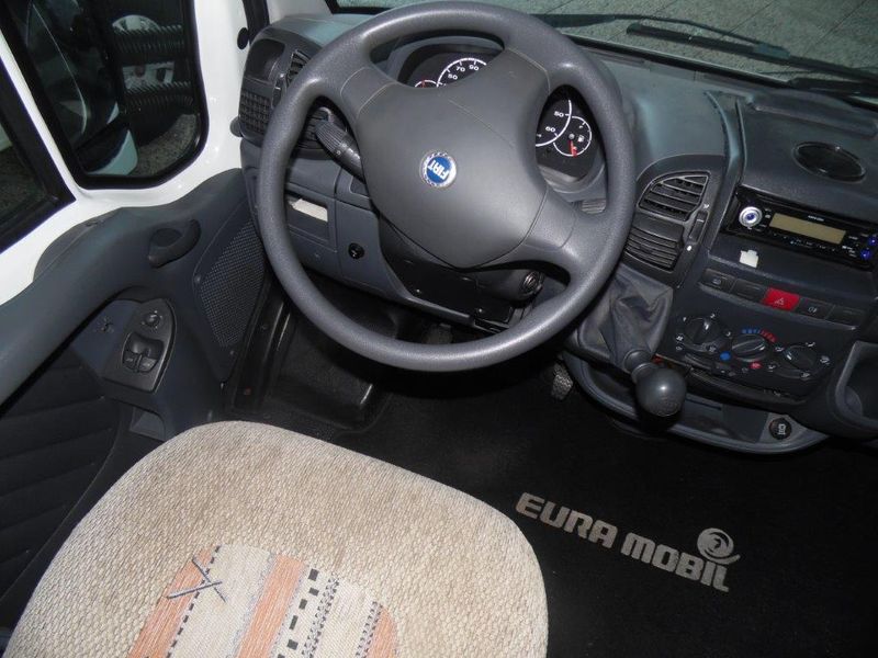 Fiat Ducato • 2005 • 80,300 km 9