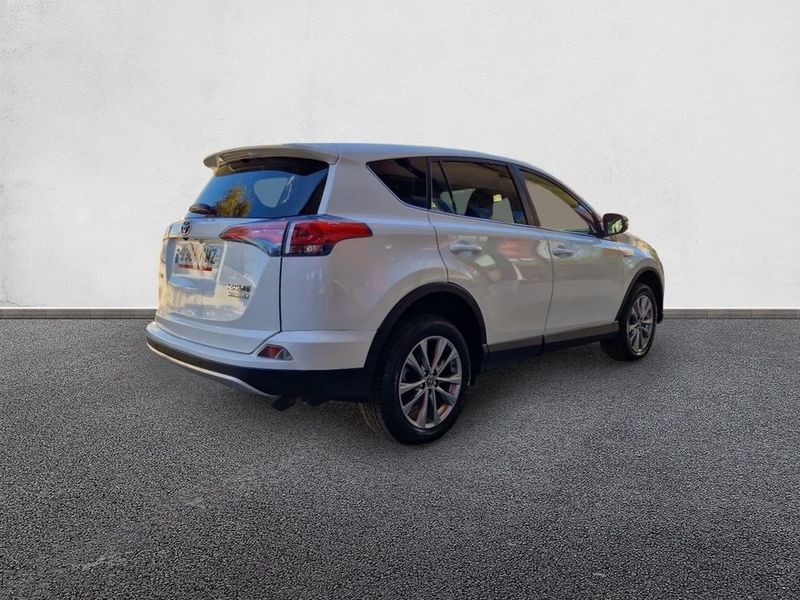 Toyota RAV4 • 2018 • 96,000 km 22