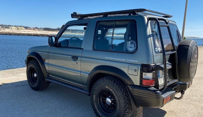 Mitsubishi Pajero • 1995 • 200,000 km 2