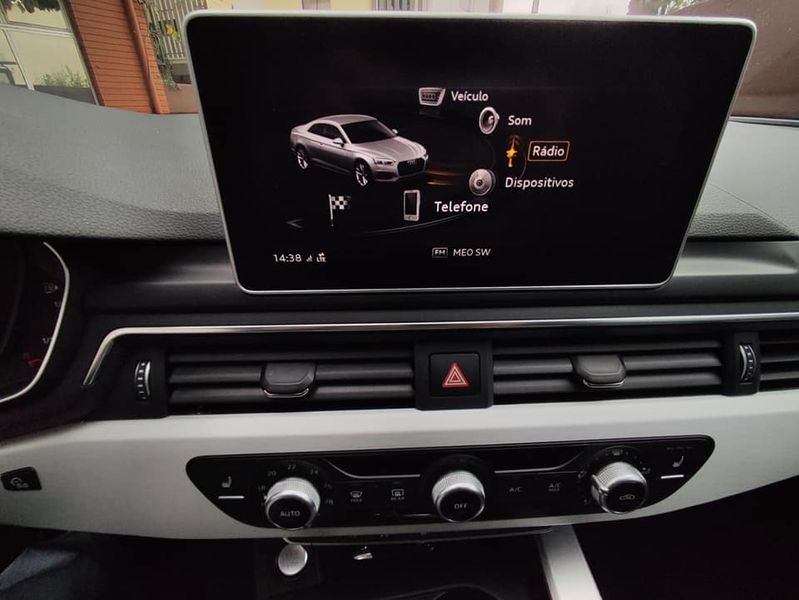 Audi A5 • 2017 • 90,000 km 5