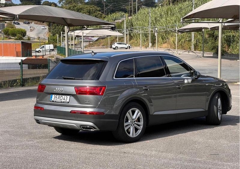 Audi Q7 • 2016 • 150,000 km 2