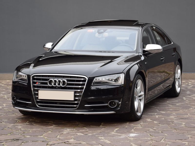 Audi S8 • 2013 • 162,000 km 5