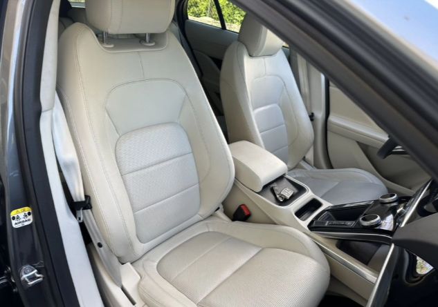 Jaguar I-PACE • 2019 • 55,000 km 6