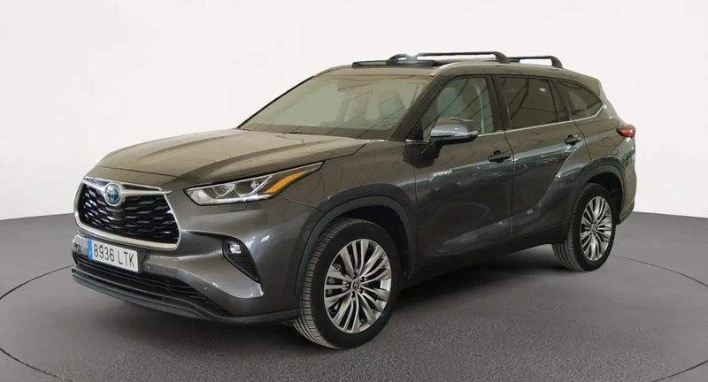 Toyota Highlander Hybrid • 2021 • 59,268 km 1