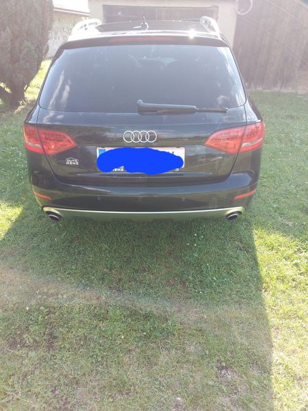Audi A4 Allroad • 2011 • 352,301 km 2