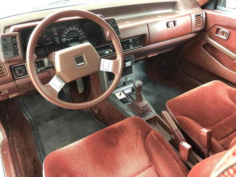 Mazda 626 • 1985 • 120,000 km 5