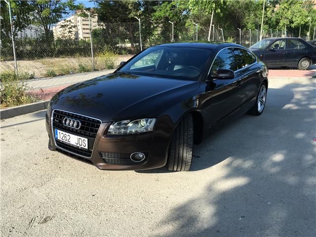 Audi A5 • 2010 • 130,000 km 1