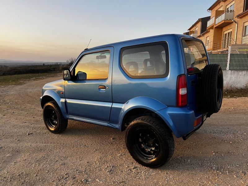Suzuki Jimny • 1998 • 240,000 km 3