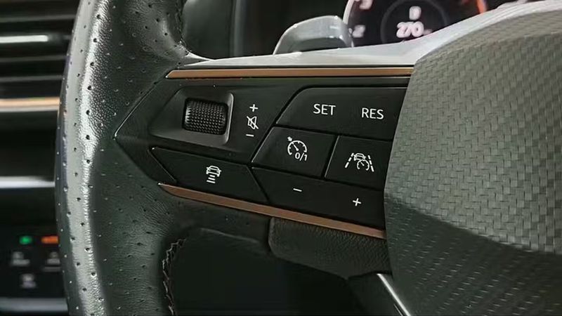 Seat Leon • 2022 • 38,626 km 31