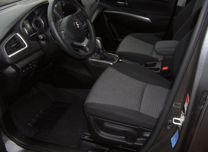 Suzuki S Cross • 2022 • 12,186 km 2