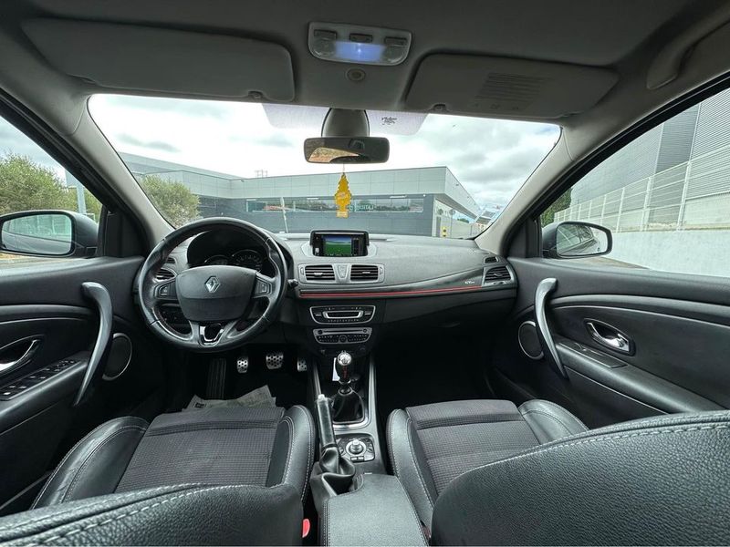 Renault Mégane Grandtour • 2011 • 390,000 km 5