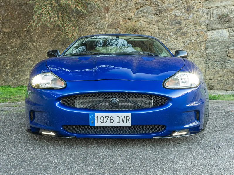 Jaguar XK • 1999 • 130,000 km 4