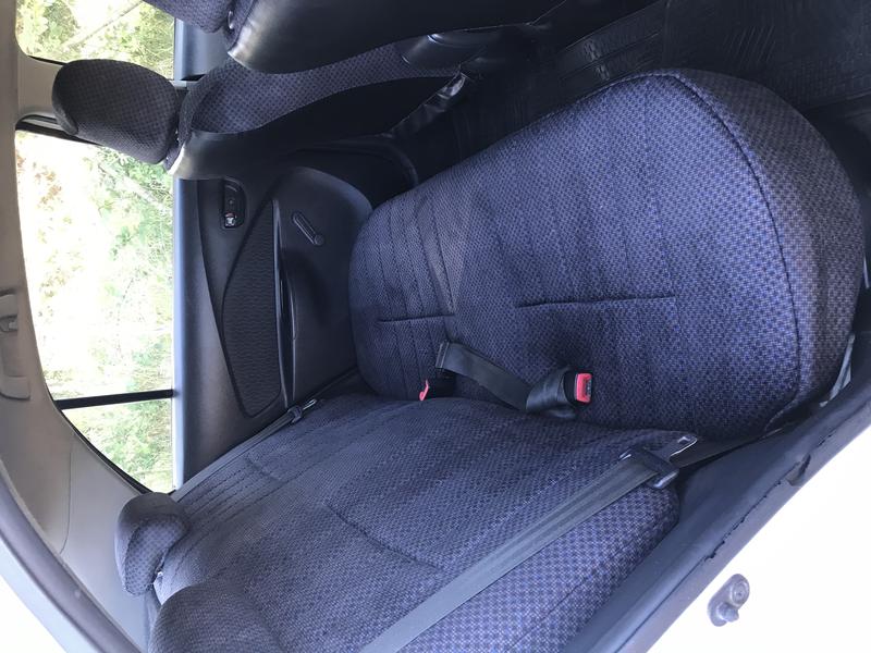 Toyota Yaris • 2013 • 200,000 km 4