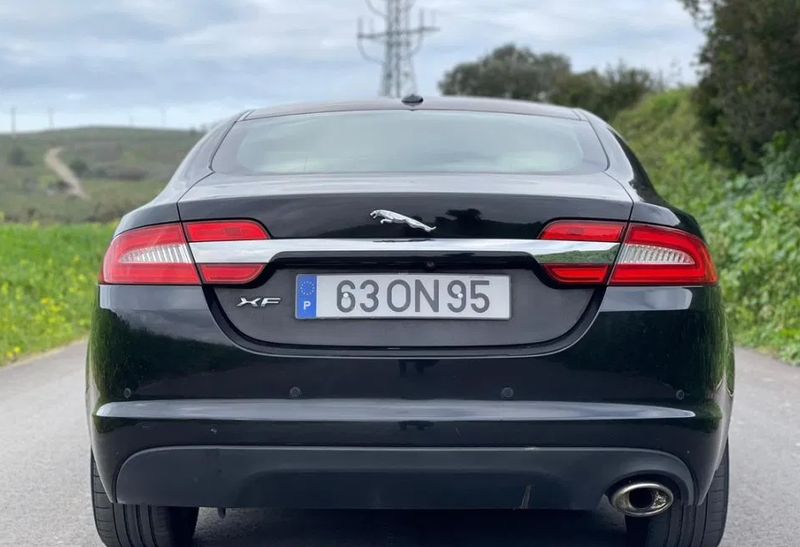 Jaguar XF • 2012 • 214,000 km 2