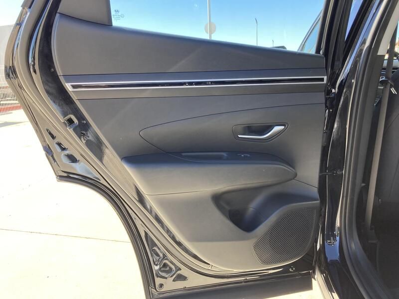 Hyundai Tucson • 2024 • 23,500 km 18