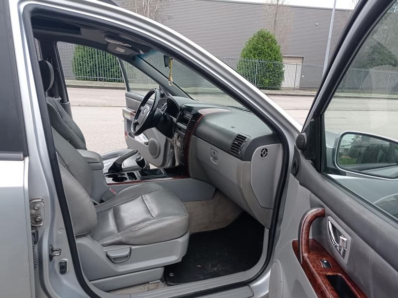 Kia Sorento • 2004 • 240,000 km 4