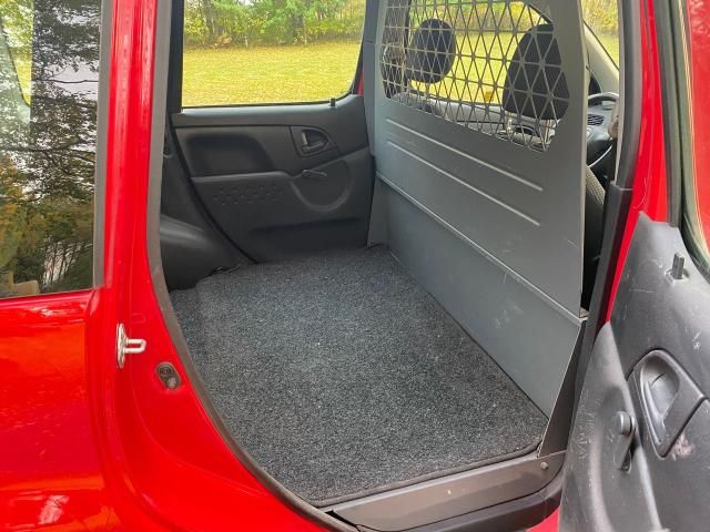 Toyota Yaris Verso • 2005 • 114,000 km 4