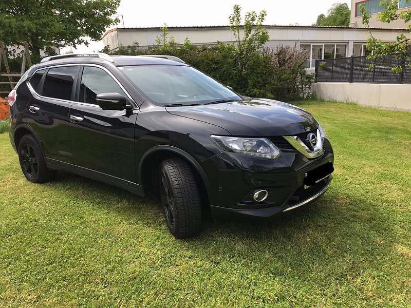 Nissan X-Trail • 2017 • 60,000 km 3