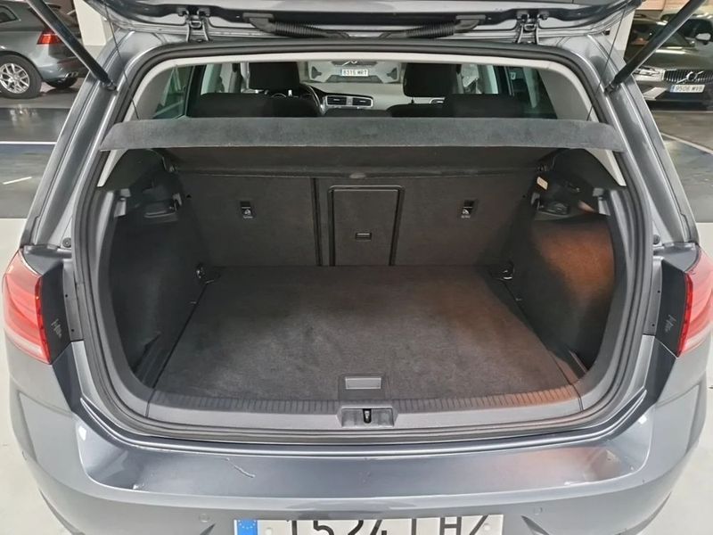 Volkswagen Golf • 2020 • 59,000 km 10