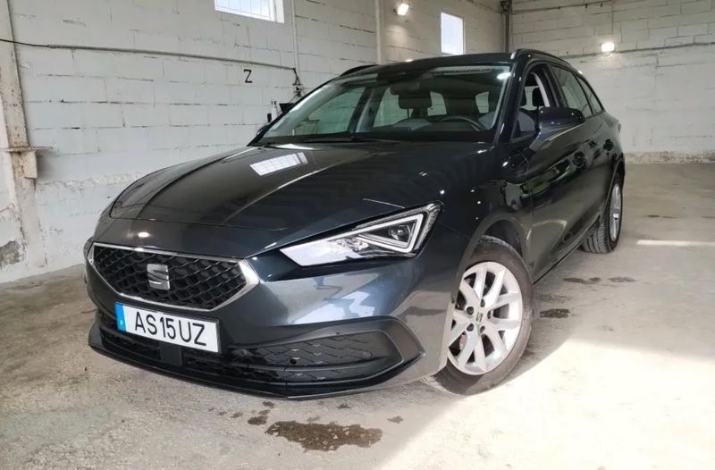Seat Leon • 2022 • 41,984 km 1