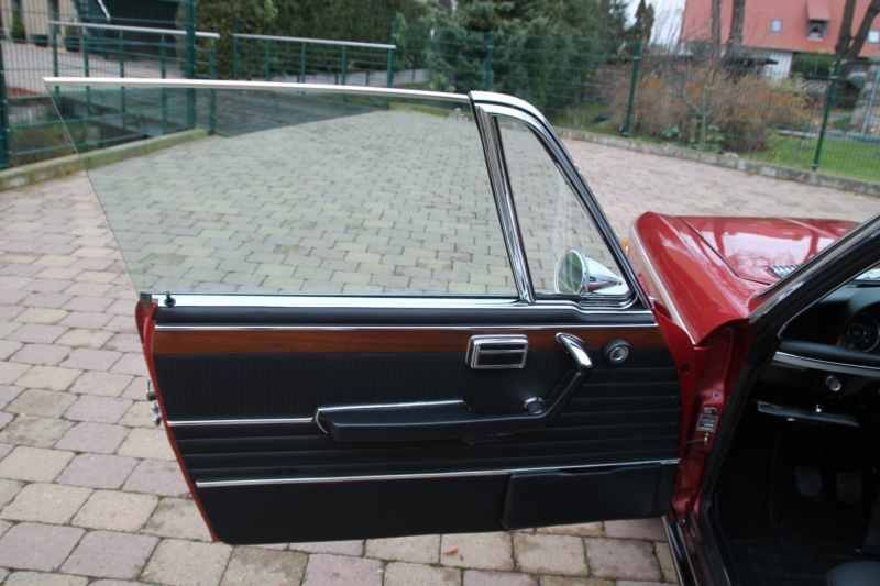 BMW 3 Series • 1974 • 180,000 km 7