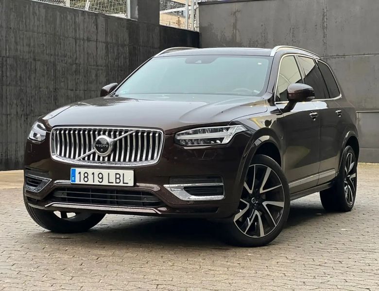 Volvo XC90 • 2020 • 108,000 km 1