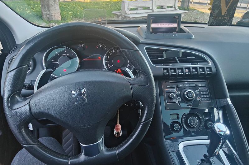 Peugeot 3008 • 2010 • 161,356 km 2