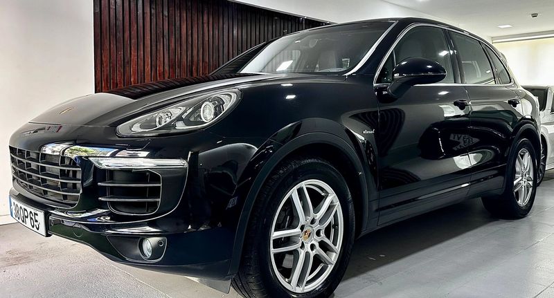 Porsche Cayenne • 2015 • 100,000 km 1