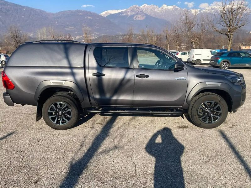 Toyota Hilux • 2021 • 40,000 km 10