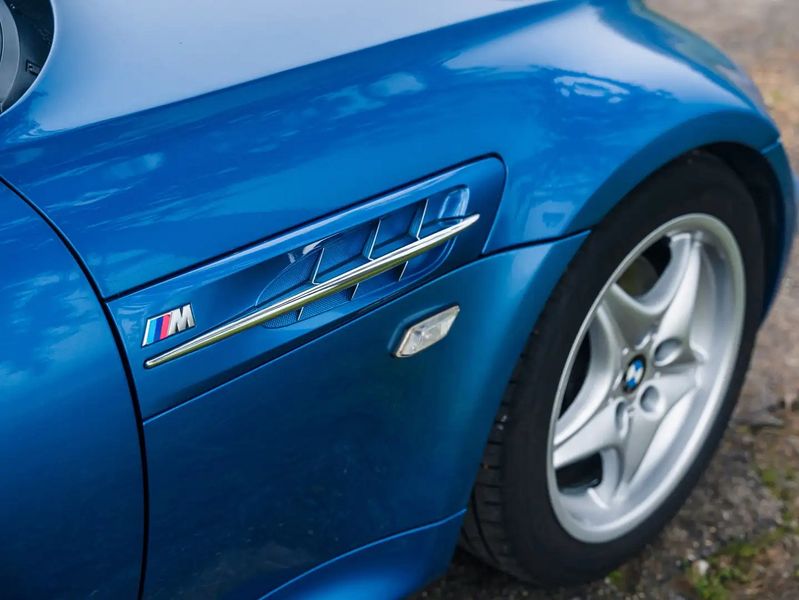 BMW Z3 • 1999 • 62,000 km 10