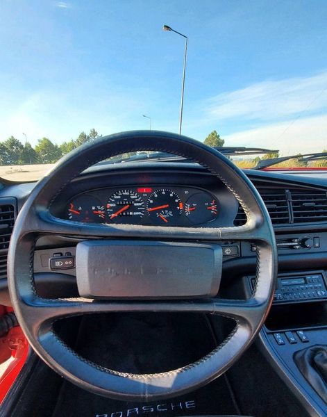 Porsche 944 • 1985 • 50,000 km 6