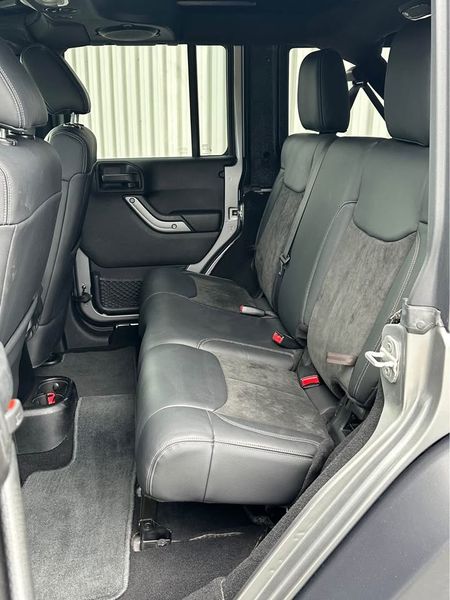 Jeep Wrangler • 2012 • 102,000 km 5