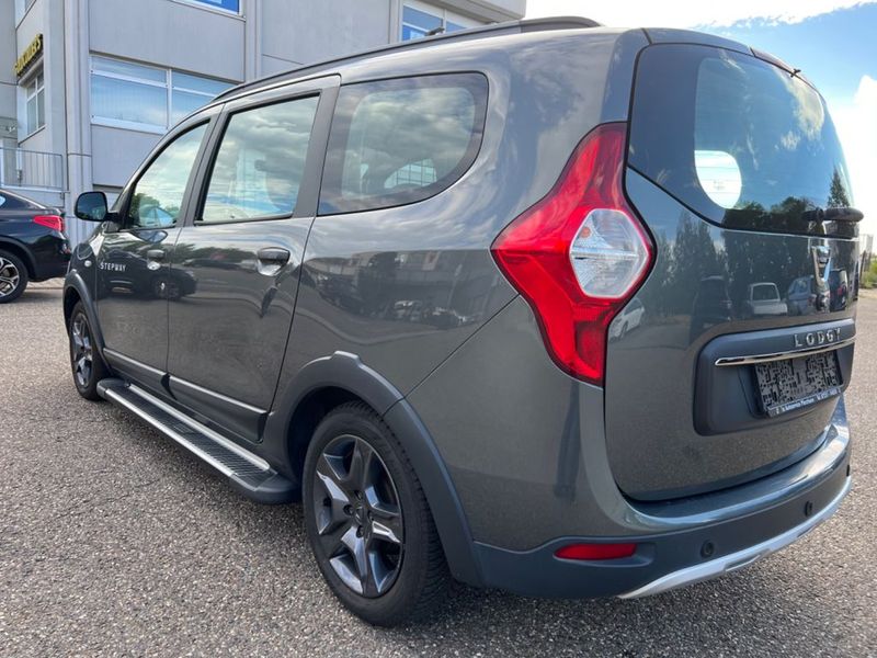 Dacia Lodgy • 2017 • 82,491 km 3