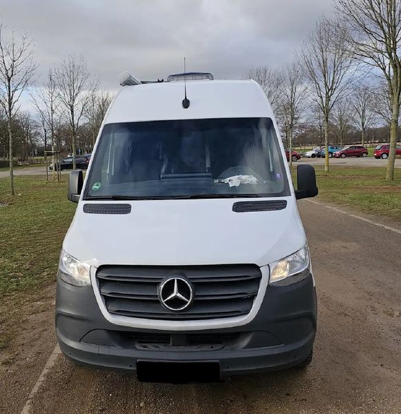 Mercedes-Benz Sprinter • 2019 • 72,000 km 5