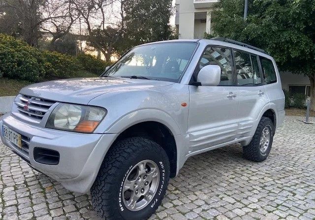 Mitsubishi Pajero • 2000 • 330,000 km 1