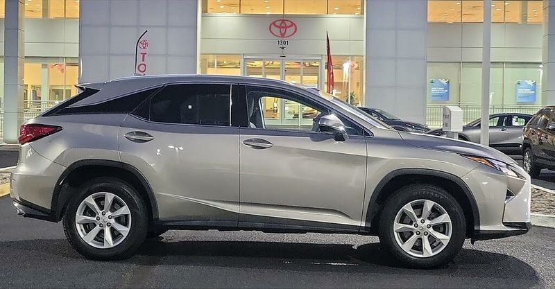 Lexus RX • 2017 • 64,532 km 1