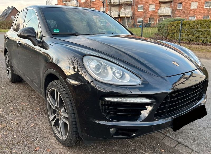 Porsche Cayenne • 2011 • 168,000 km 3