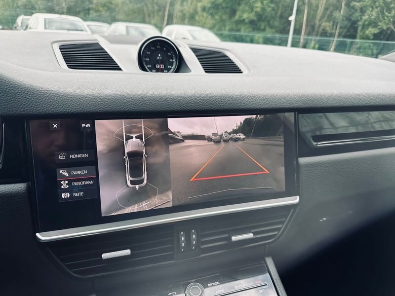 Porsche Cayenne Coupe • 2021 • 61,000 km 8