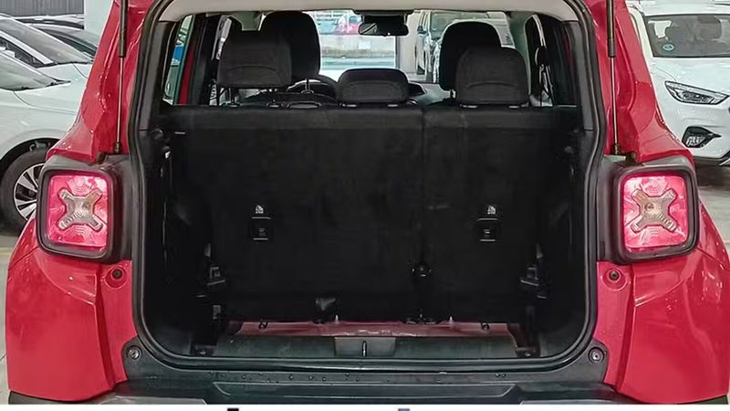 Jeep Renegade • 2023 • 73,931 km 20