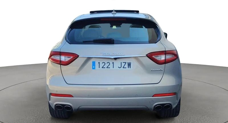 Maserati Levante • 2017 • 15,348 km 6