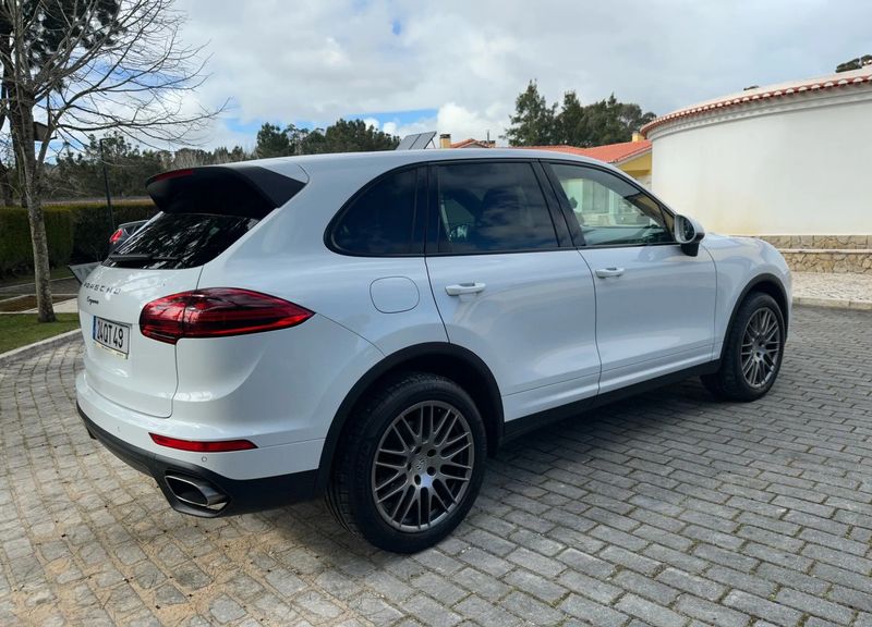Porsche Cayenne • 2014 • 109,000 km 14