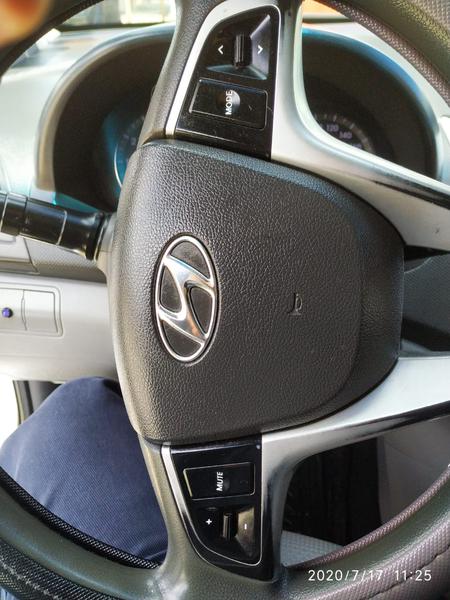 Hyundai Accent • 2012 • 222,000 km 8