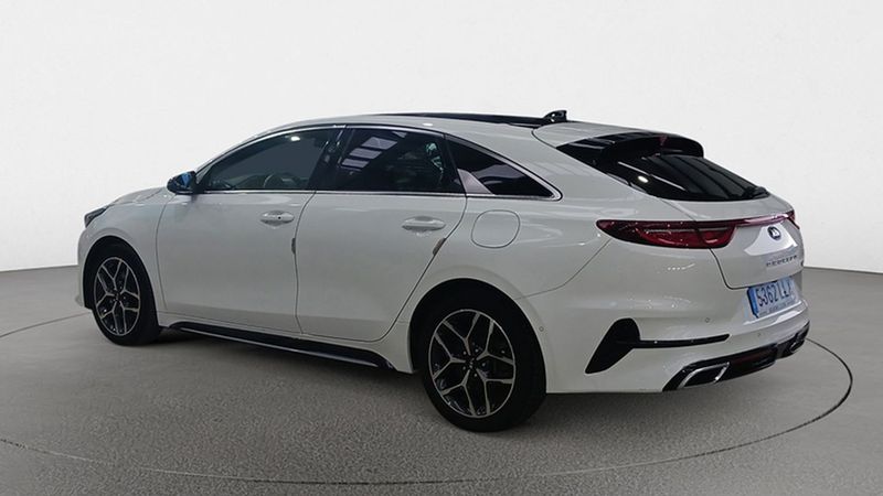 Kia Pro Cee`d • 2020 • 65,700 km 4