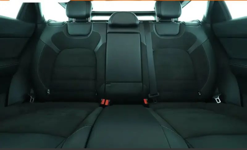 Citroën DS5 • 2018 • 122,000 km 10