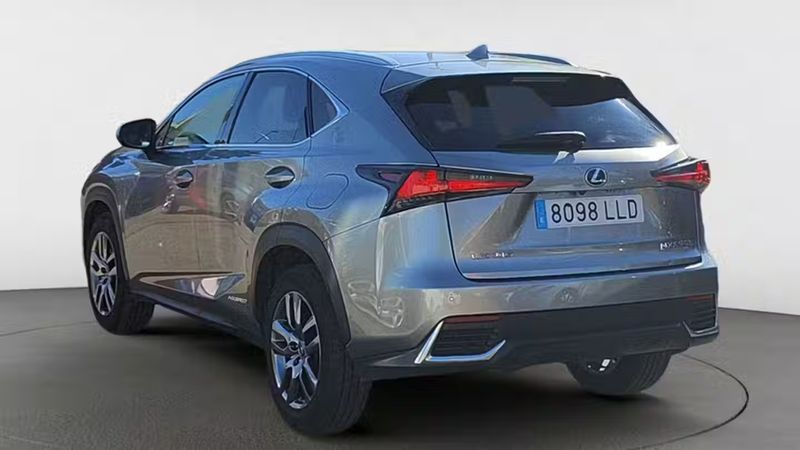Lexus NX • 2020 • 64,788 km 4