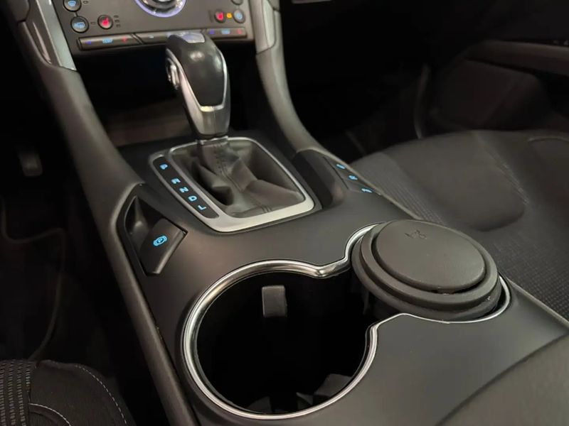 Ford Mondeo Combi • 2021 • 87,000 km 12