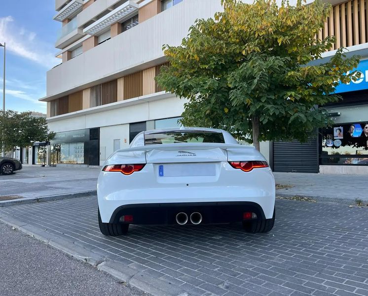 Jaguar F-Type • 2019 • 39,900 km 2