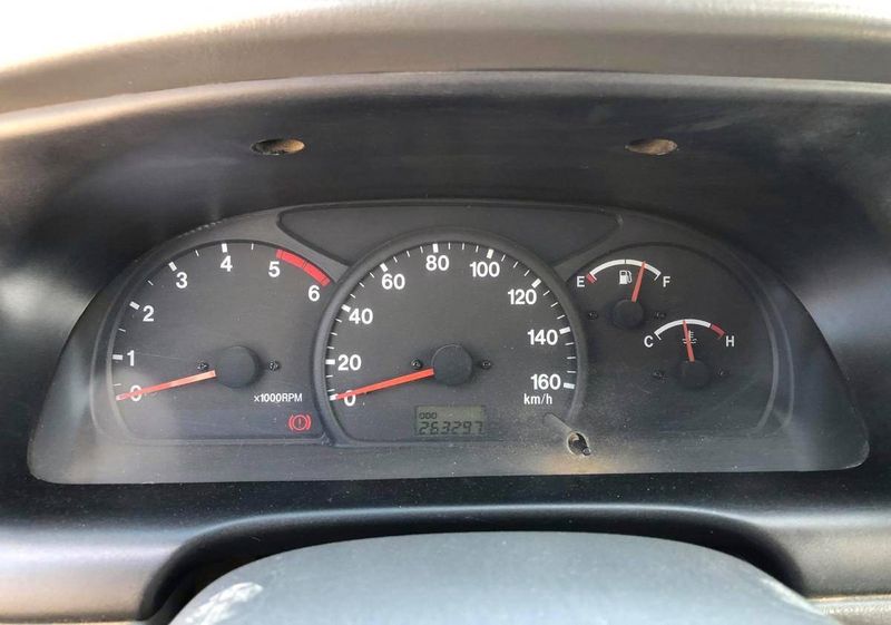 Suzuki Swift Dzire • 1999 • 250,000 km 6